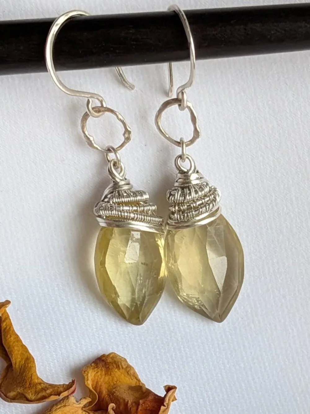 Artisan unique faceted